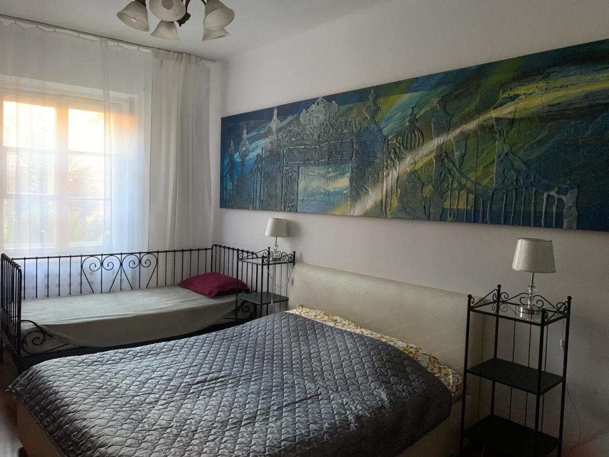 Beautiful And Charming Apartment In The Heart Of The Old Town Warszawa Zewnętrze zdjęcie