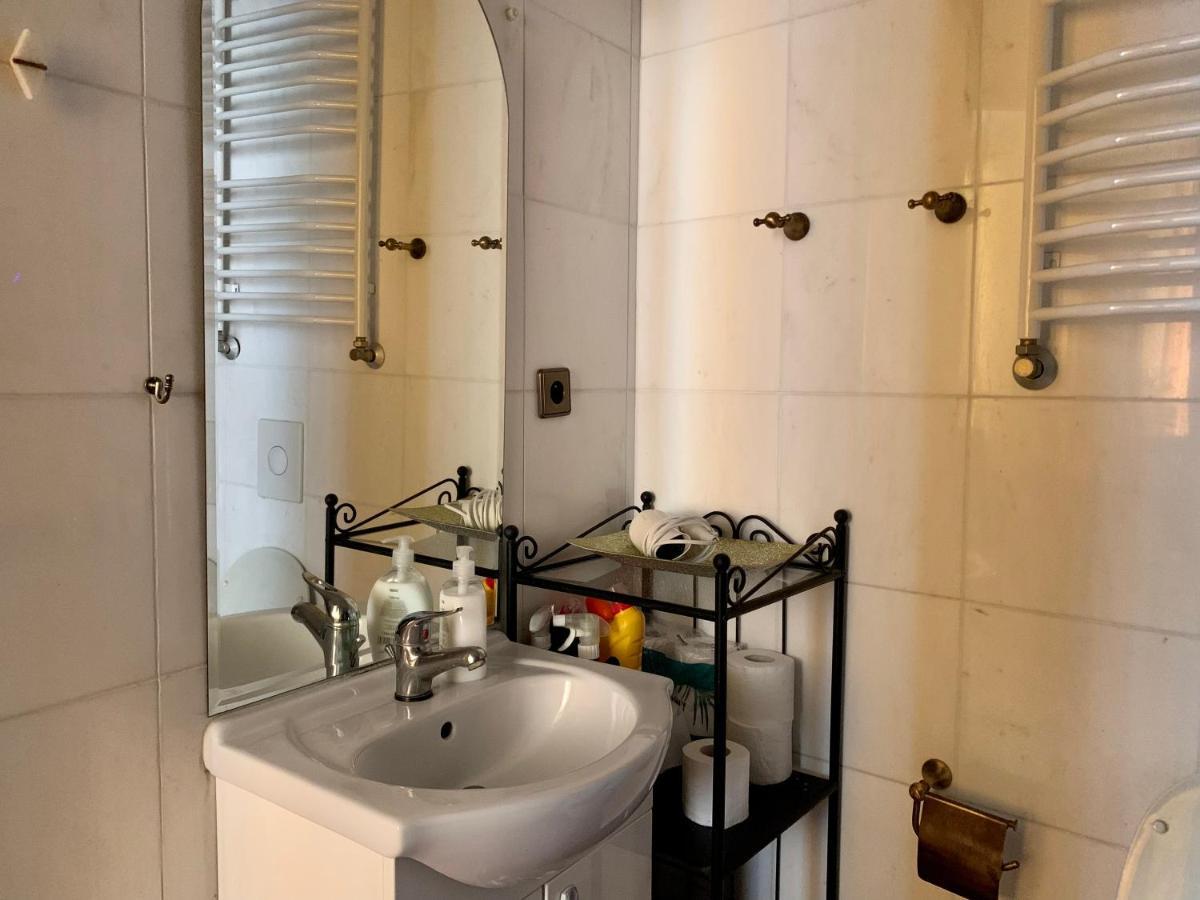 Beautiful And Charming Apartment In The Heart Of The Old Town Warszawa Zewnętrze zdjęcie